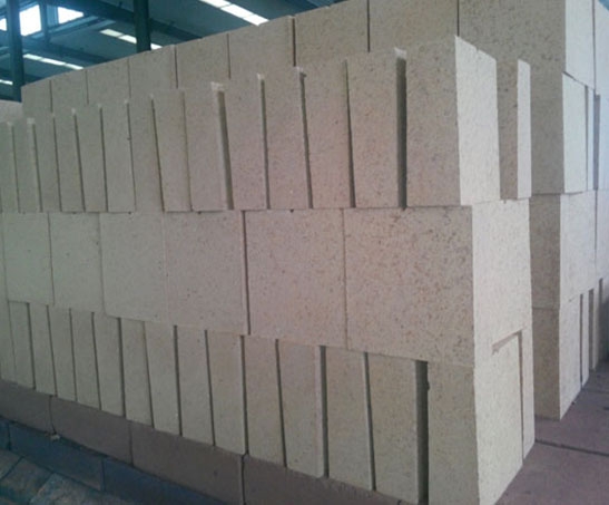 鎂鐵鋁尖晶石磚（剛出窯狀态）